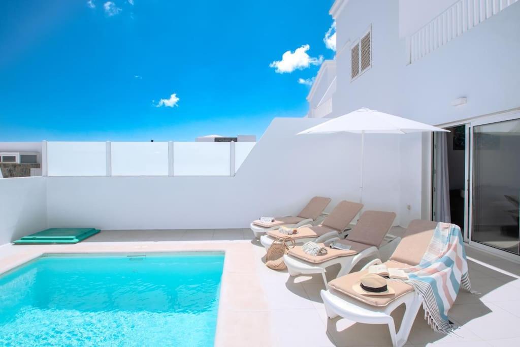 פלאיה בלנקה Casa Lolalo - Modern Villa With Pool, 15Min Walk To Marina Rubicon מראה חיצוני תמונה