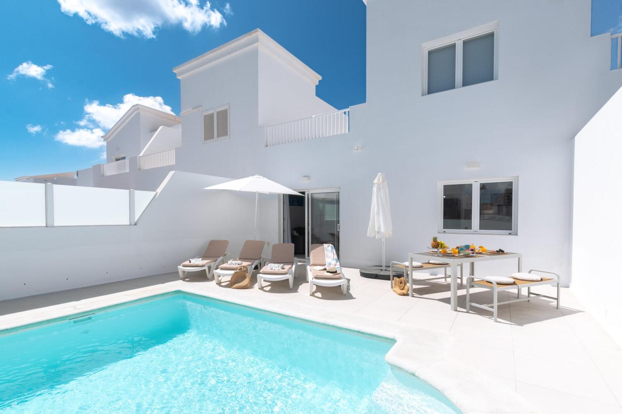 פלאיה בלנקה Casa Lolalo - Modern Villa With Pool, 15Min Walk To Marina Rubicon מראה חיצוני תמונה